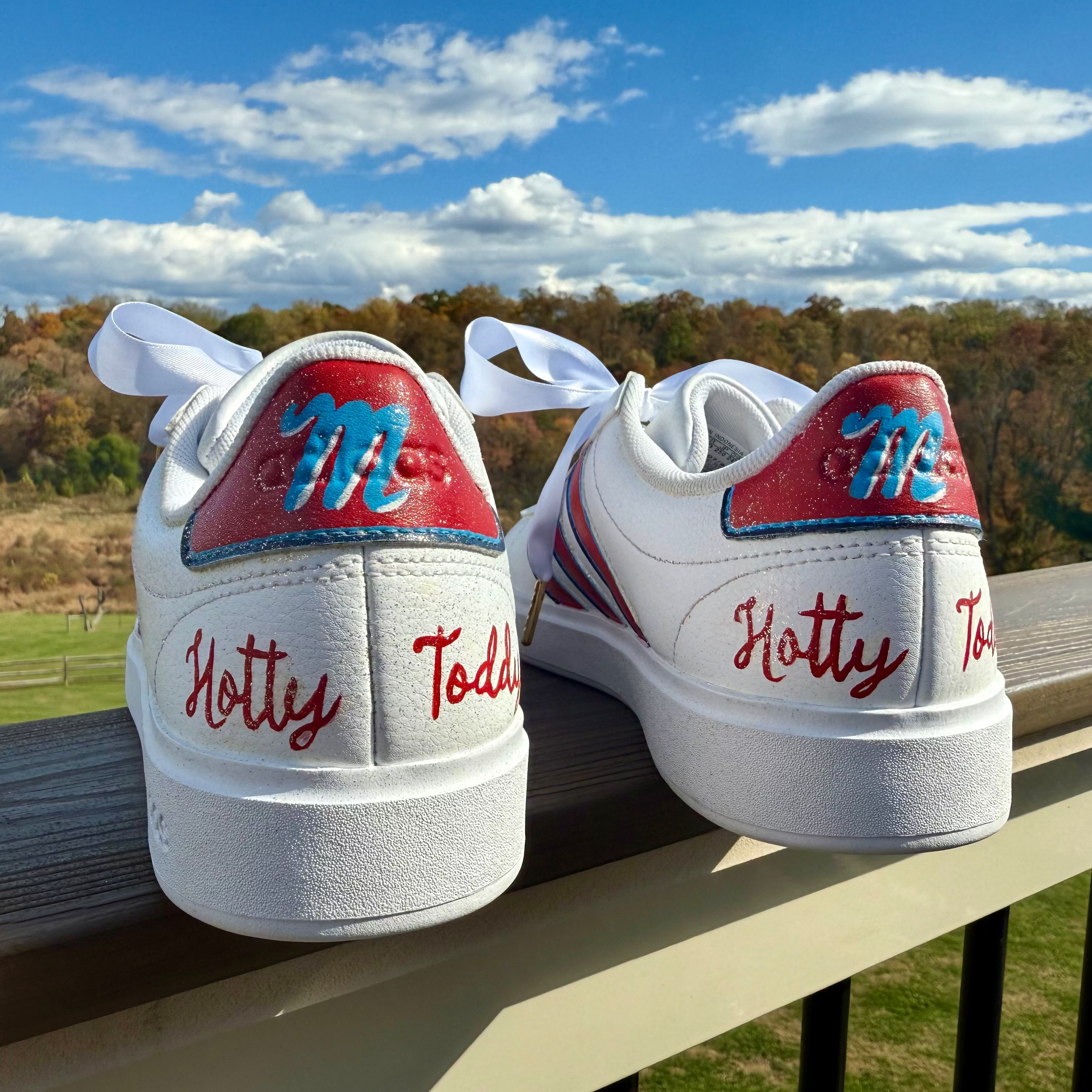 Women's Hotty Toddy GameDay Edition